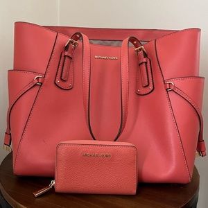 Michael Kors Grapefruit medium tote with matching card wallet
